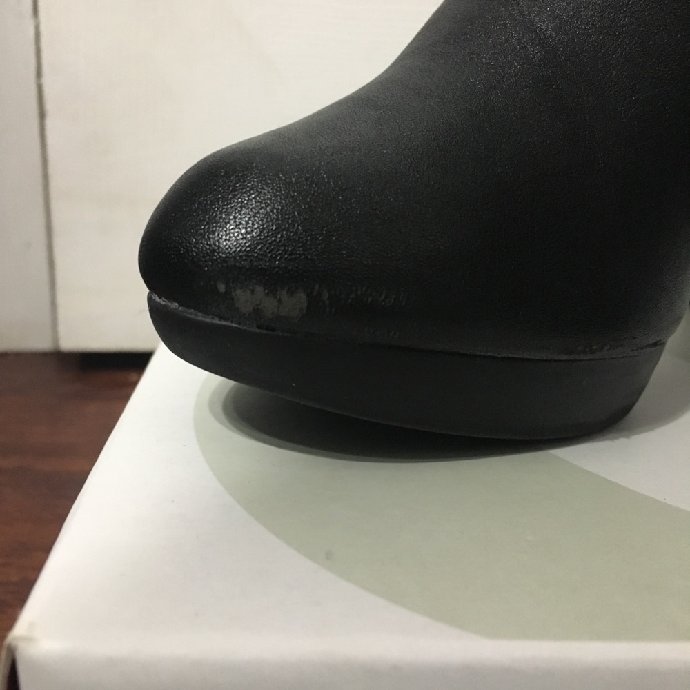Black Ankle Boots | 6.5 - Picture 4 of 4